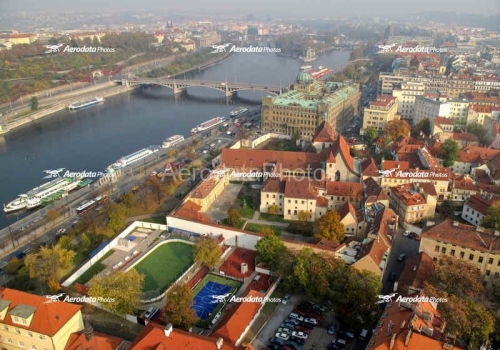 1_Anezsky-klaster21-2010-1