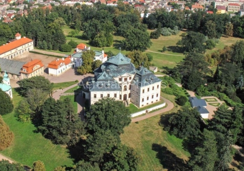 1_Chlumec-nad-Cidlinou-Karlova-koruna-letecky-pohled