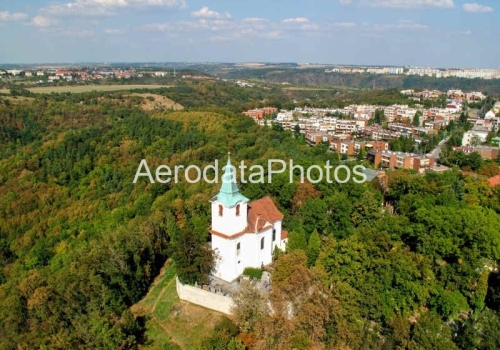 2_Praha-kostel-svateho.-Matej-2010-letecky-pohled-4