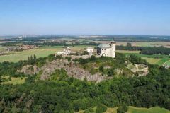 Hrad-Kuneticka-hora-2009-2