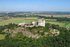 Hrad-Kuneticka-hora-2009-5