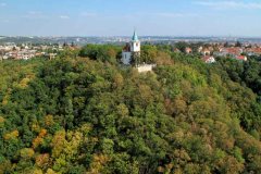 Kostel-sv.-Mateje-Praha-6-Hanspaulka-2009-1