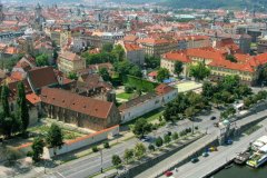 Praha-1-Dvorakovo-nabrezi-2007-4