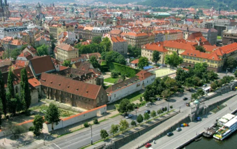 Dvořákovo nabřeží 2007
