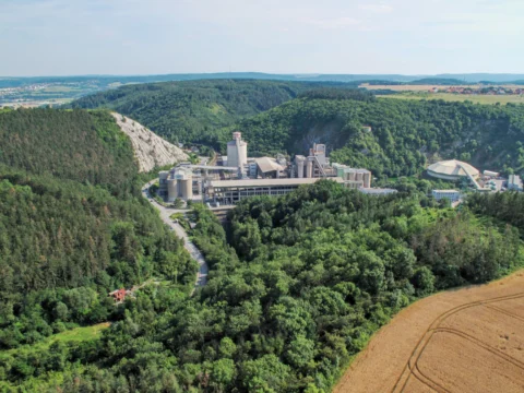 Cementárna Radotín