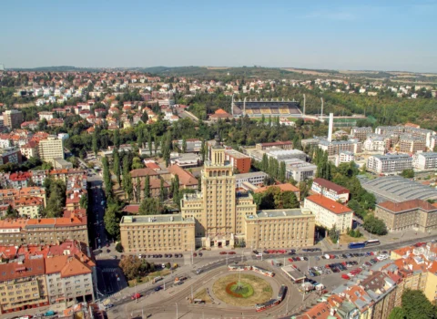 Hotel International Praha 6 a bývalá tramvajová konečná linky 25,26 – 2009