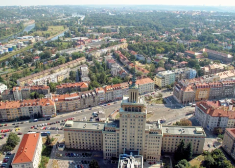Hotel International Praha 6 a bývalá tramvajová konečná linky 25,26 – 2009