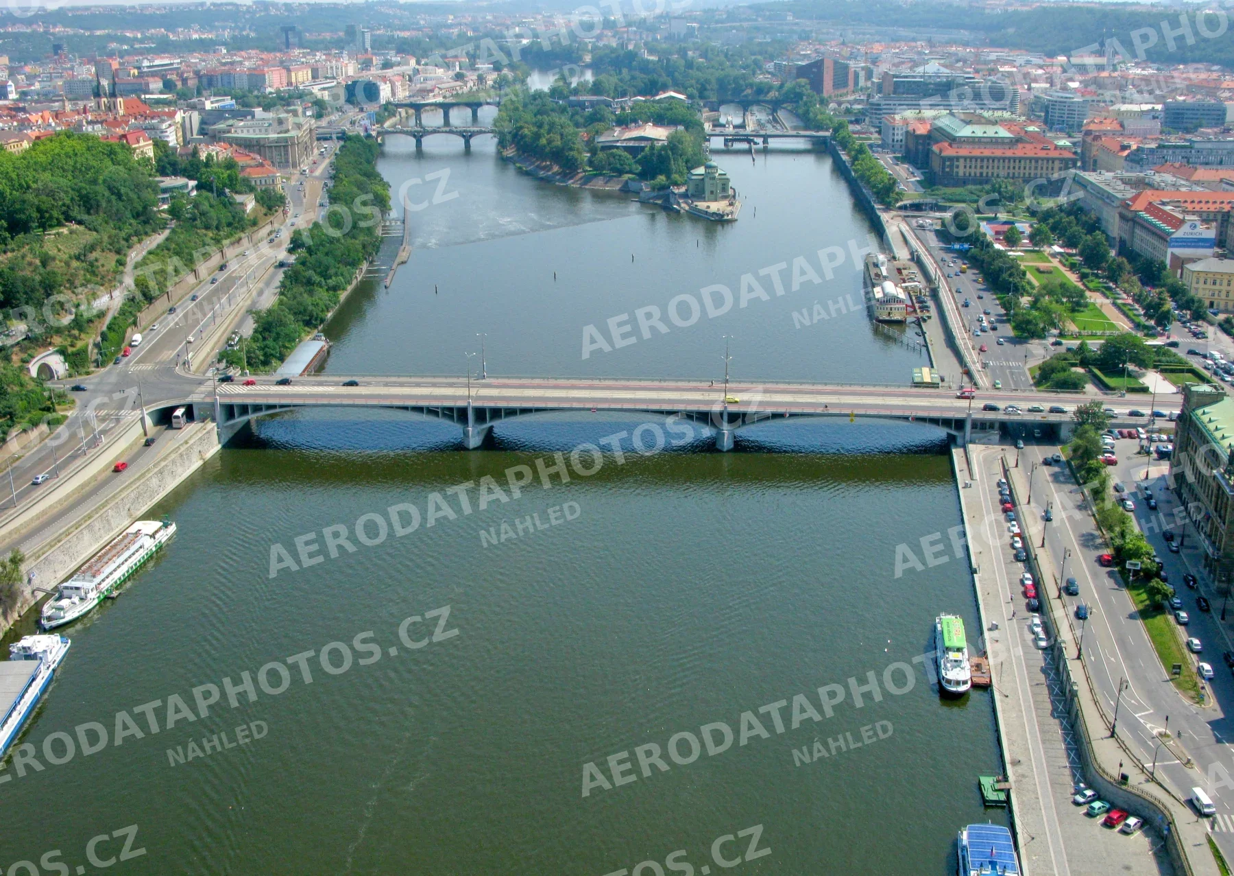 Štefánikův most a Letenský tunel