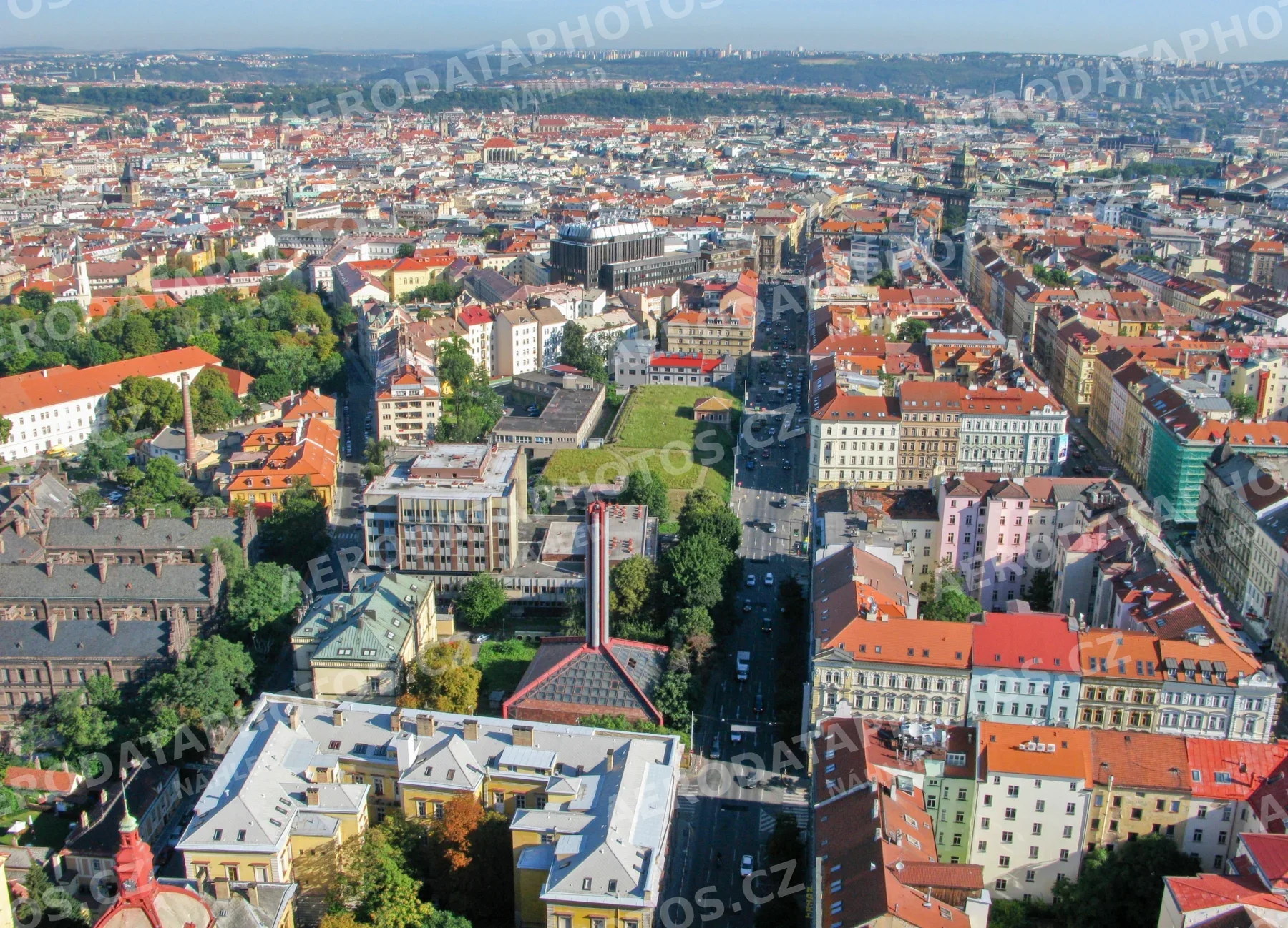 Ulice Sokolovslá Praha 2 2008