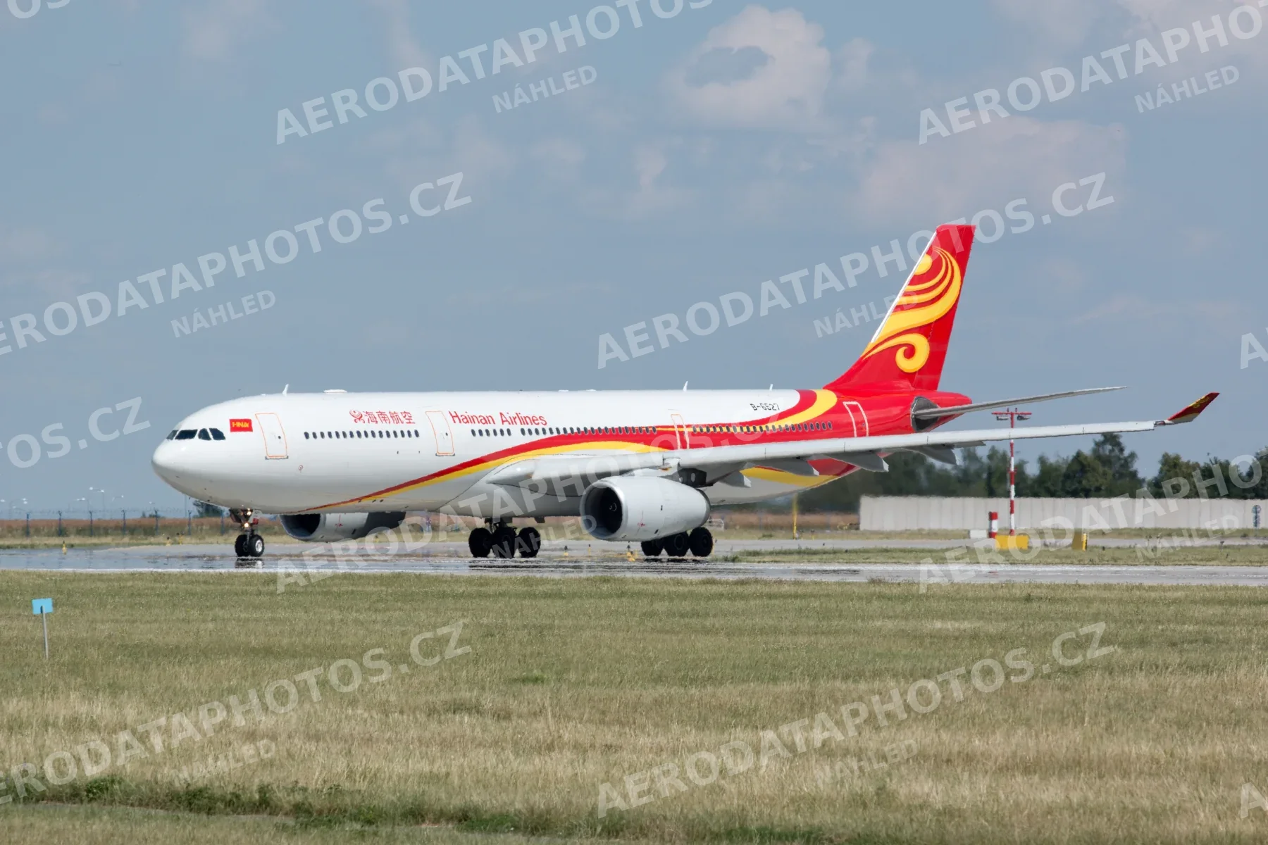 Airbus A330 Hainan Airlines Praha-Ruzyně