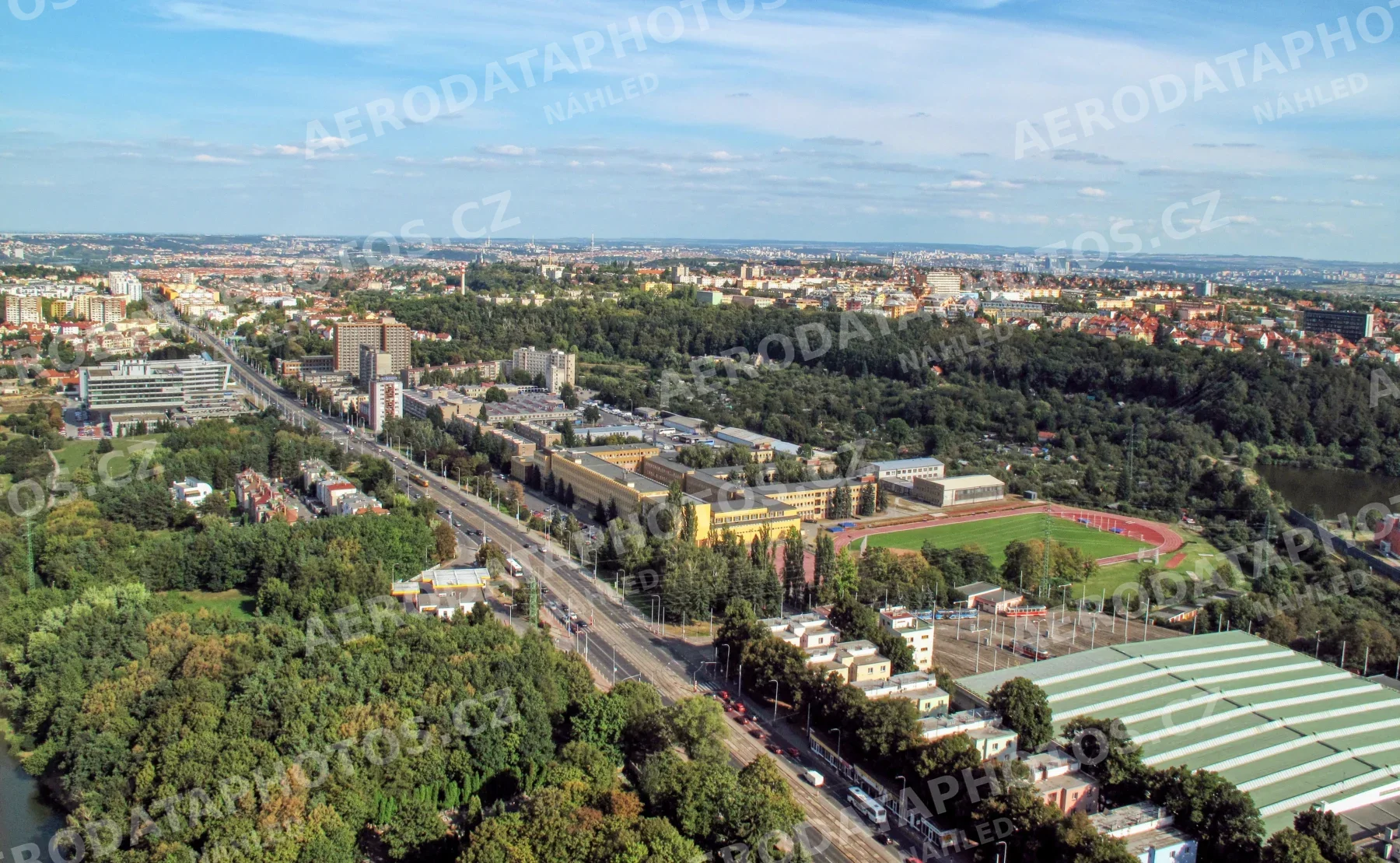 Rybník Džbán a Evropská ulice Praha 6 2009