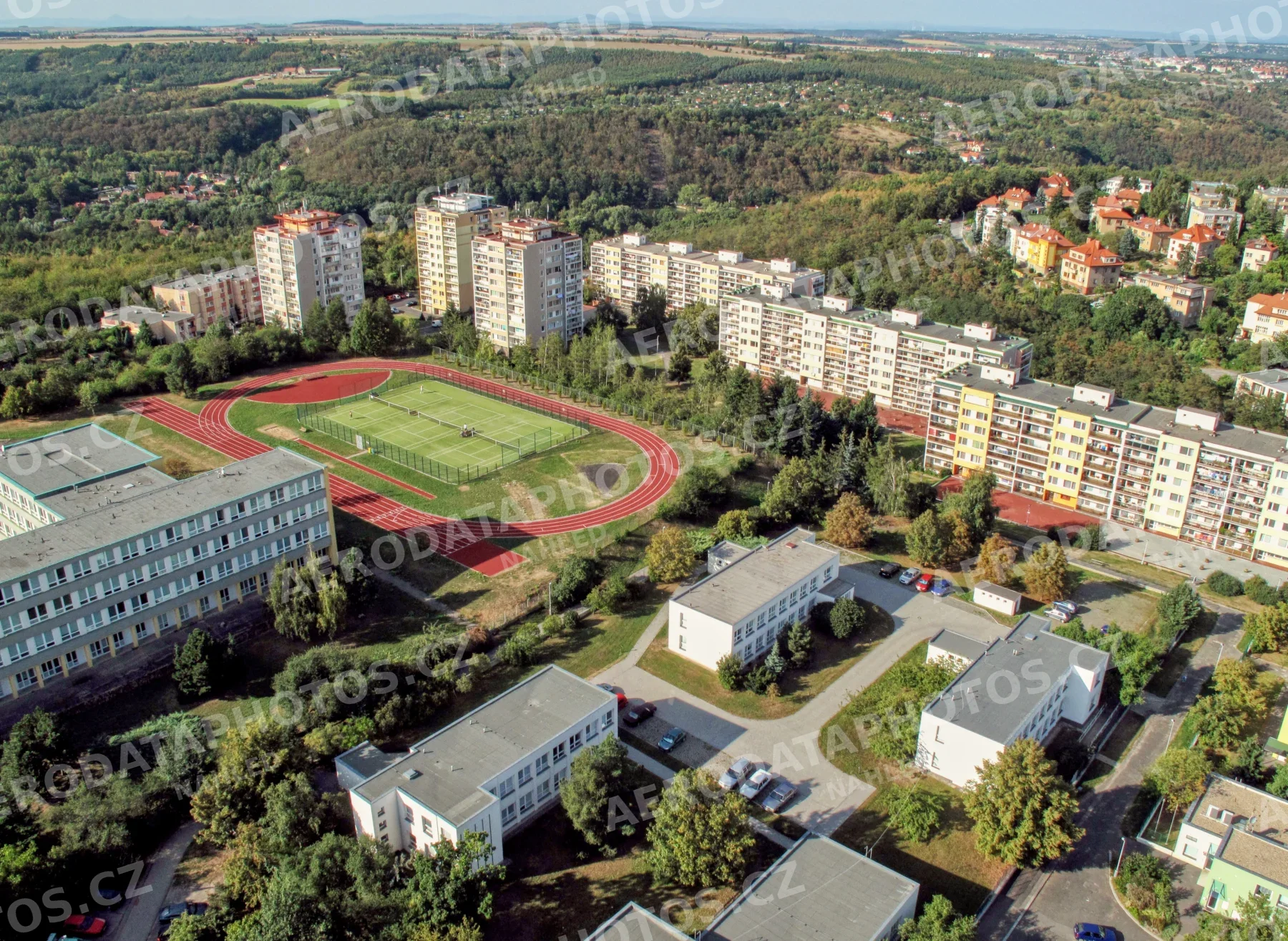 Gymnázium Arabská Praha 6 – sportovní areál 2009