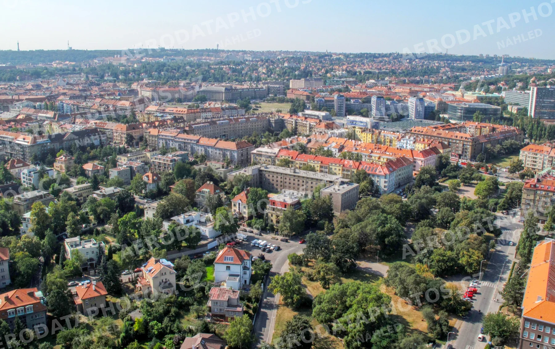 Náměstí Interbrigády Praha 6 – Bubeneč 2009