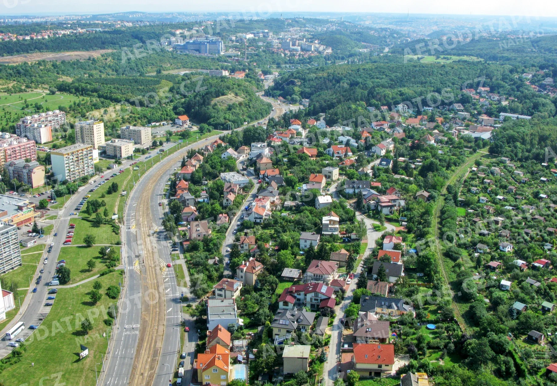Plzeňská a Jeremiášova Praha – Řepy 2007